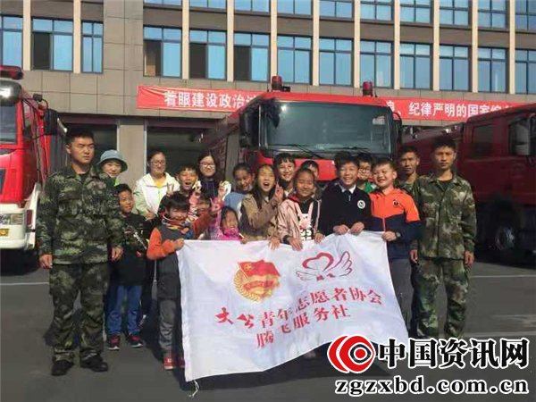 江科大材料学院关爱中心项目组携小手走进消防安全