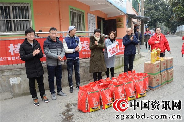 镇江爱心团队走访慰问残疾人及特困特残家庭