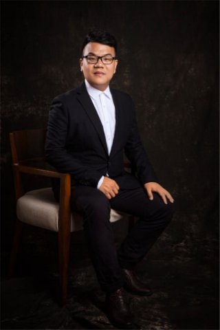 专访90后作家张亚：一个被创业“耽误”的青年作者
