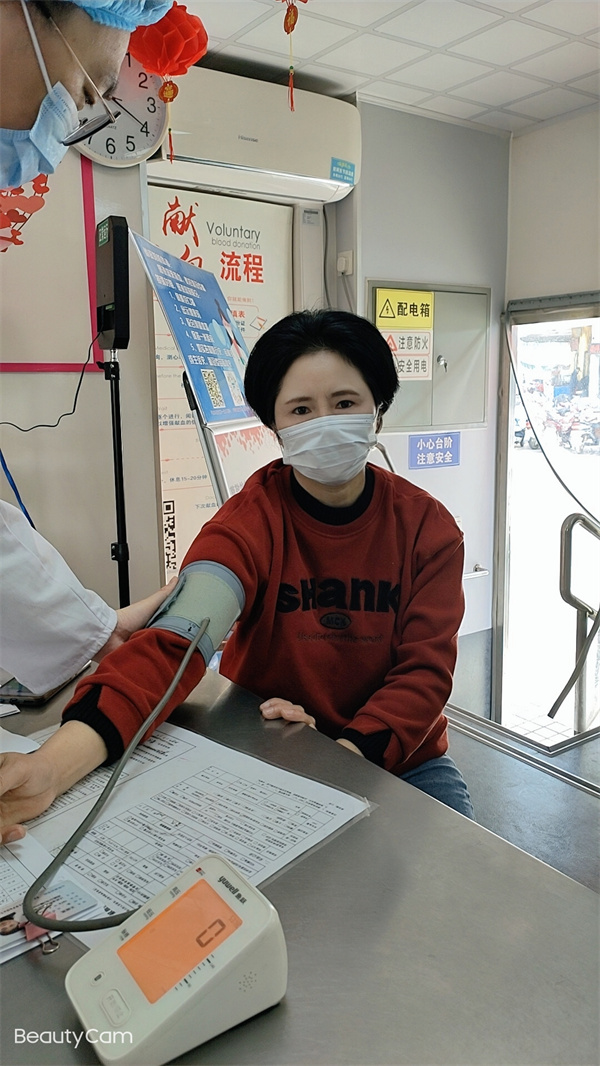 盱眙县“同心缘”爱心驿站志愿者开展无偿献血活动