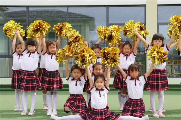 盱眙县马坝镇中心幼儿园开展“共筑童心，放飞六一”主题活动