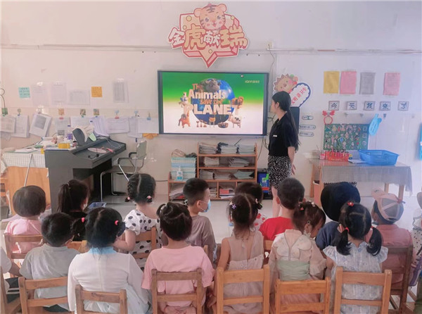 与绿色同行，与环保相约——盱眙县盱城街道中心幼儿园开展“世界环境日”主题教育活动