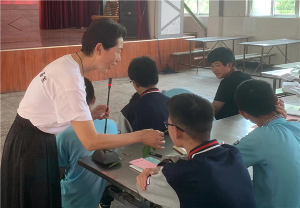 拥抱青春 笑迎花季——盱眙县仇集中学开展青春期健康教育讲座活动