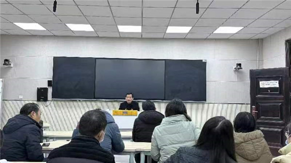盱眙县鲍集初级中学召开新学期工作会议