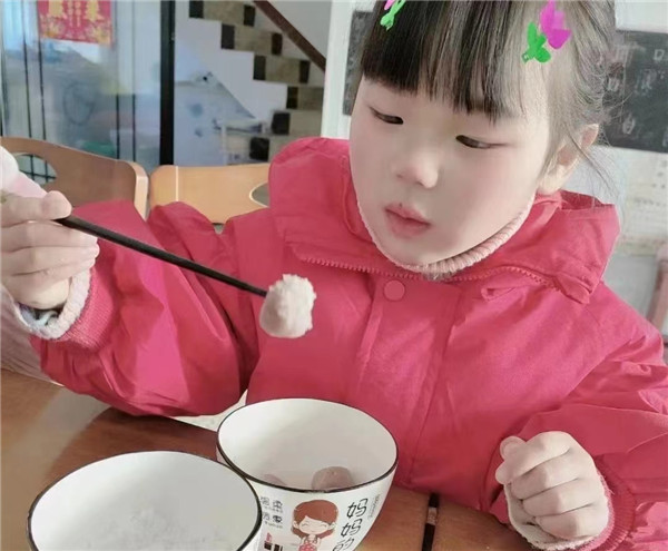 前“兔”似锦，福满元宵——盱眙县鲍集镇中心幼儿园开展庆元宵活动