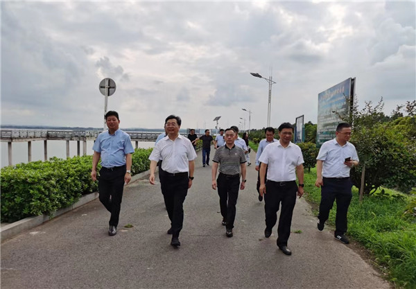 省水利厅领导到盱眙县龙王山水库检查防汛工作