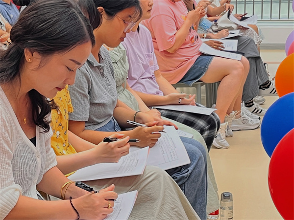 教师聆听 (2).jpg