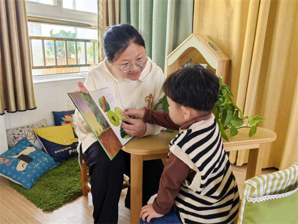 倾听心声 温暖童心——盱眙县仇集中心幼儿园关爱学困留守儿童活动
