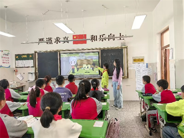 关注心理健康 呵护心灵成长——盱眙县实验小学第一党支部11月份主题党日活动