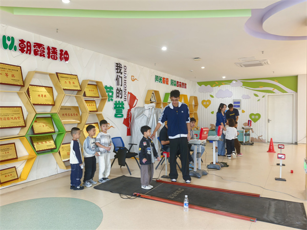 淮安市体育局赴盱眙县五墩第一幼儿园开展国民体质监测