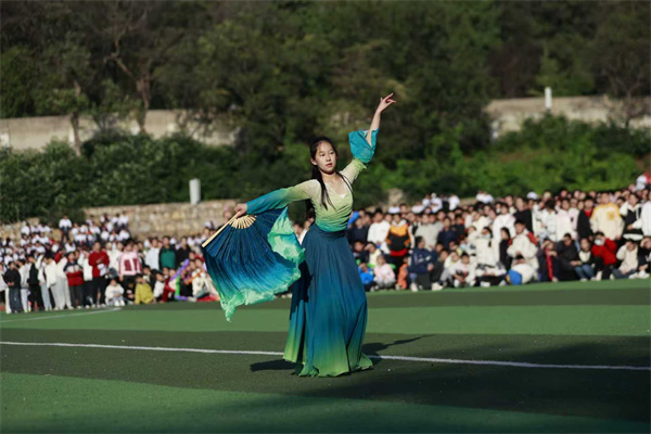 我运动，我健康，我快乐——县盱眙实验中学第十五届阳光体育田径运动会圆满落幕