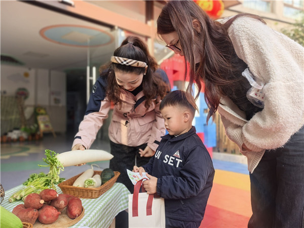 以“书”换“蔬”,让爱流转——盱眙县临淮新寓幼儿园这场活动超有意义