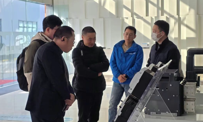 仪征市陈集镇：南京工程学院来镇开展产学研合作调研活动