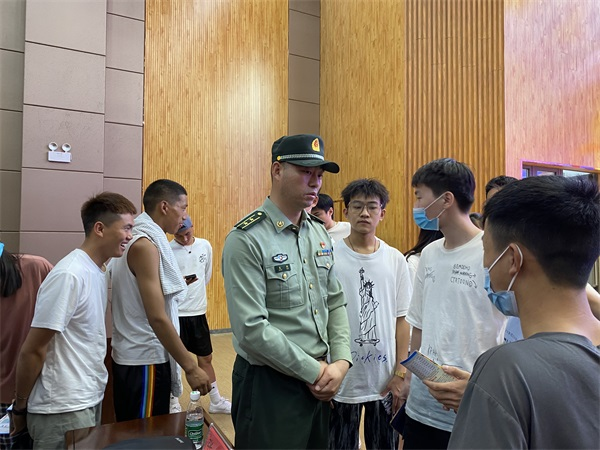 江苏省淮安市举行2021年"征兵宣传进高校"启动仪式