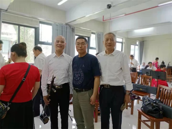 淮安市退休职工周兆成创新二胡调式把位图