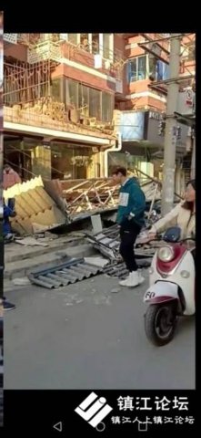 商家广告门头坠落说明了什么？