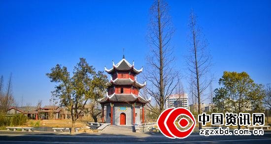 烈士塔下的烈士亭,纪念那些为国捐躯的英雄们~