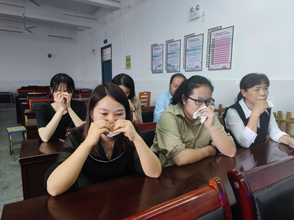 28109cae083465c1b41edbbf13e5049_副本.jpg