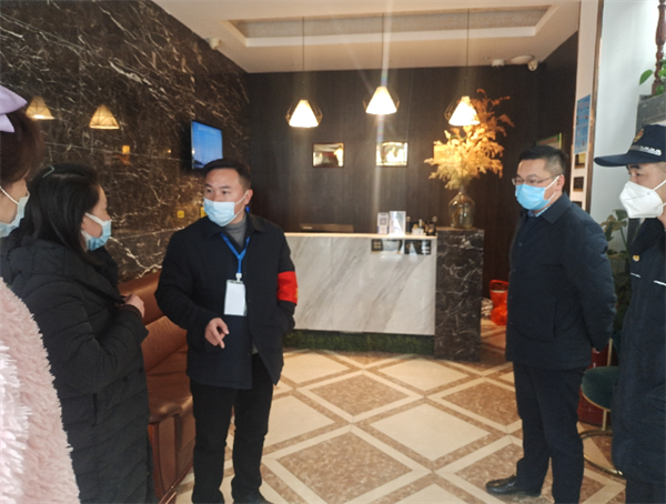 张黎：一名社区副书记的责任和担当