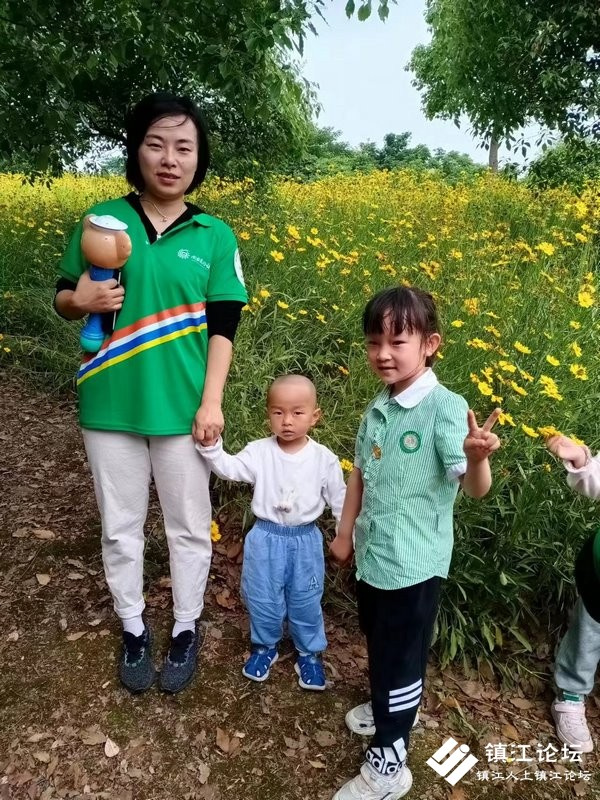 中山路小学一(2)家庭参加第四届鼎翰公益健步走反响大