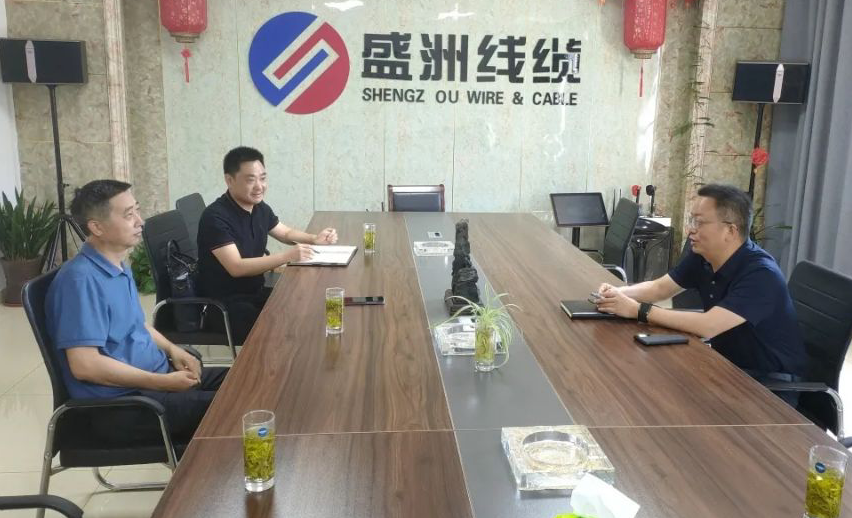 仪征市月塘镇：党委书记林勇走访调研镇部分亿元以上工业企业
