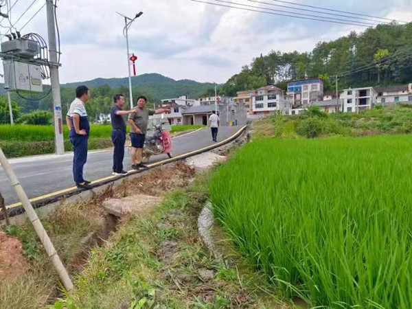 赣州市防旱抗旱督导组在兴国县督导防旱抗旱救灾工作