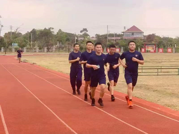 兴国：专业森林消防员考入国家队