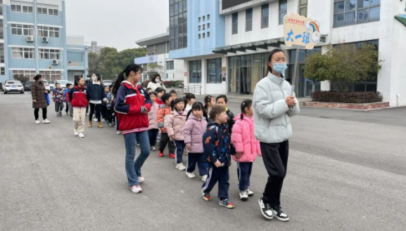 扬州美琪学校：小学初体验，衔接零距离