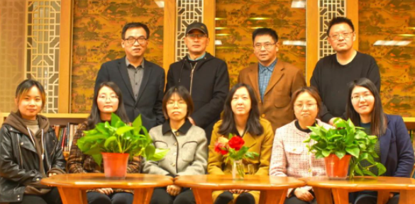 扬州维扬中学： “英”你精彩 “语”众不同
