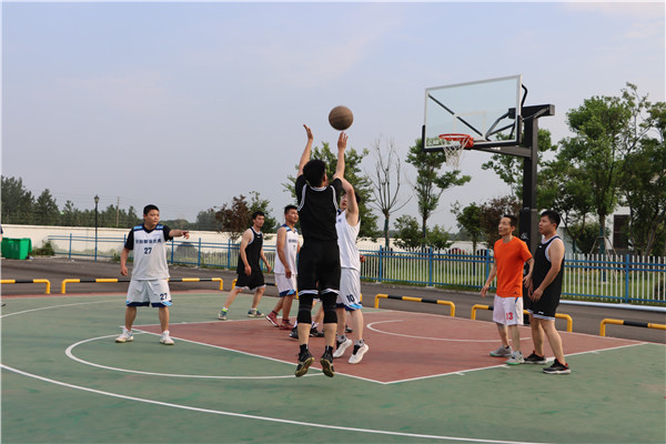 5faf51c913ffc88bb84f46bf660aea2.jpg
