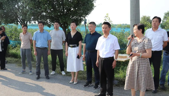 仪征市政协农业和农村界别组来刘集开展专题协商议事活动