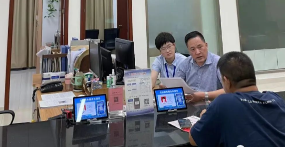 仪征市交通运输局：“一把手走流程” 走优服务走出实效