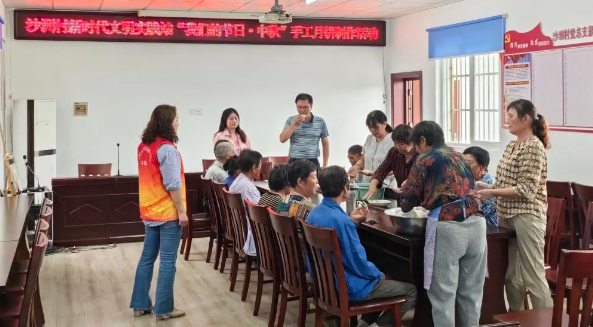 托起思乡之情，筑牢传承之基
