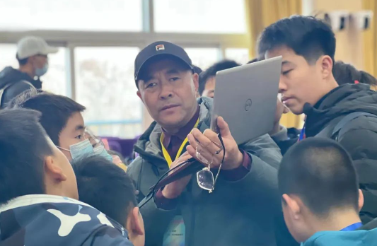 扬州维扬中学：贤引远航 追风而行