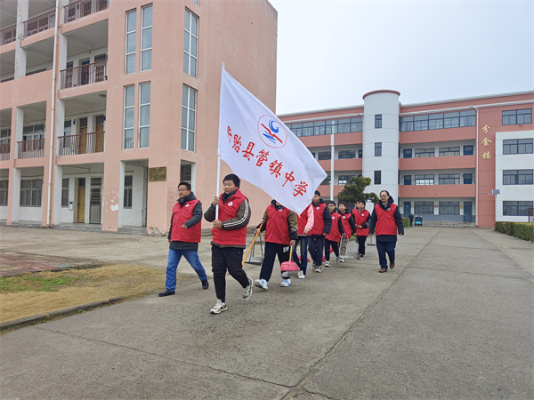学习雷锋好榜样 义务劳动最光荣