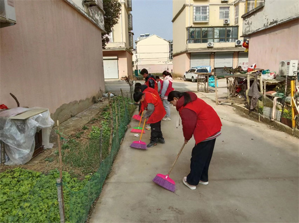 弘扬雷锋精神 志愿你我同行——盱眙县鲍集中心小学开展学雷锋系列活动