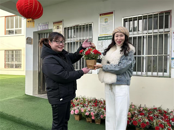 童心三八节 情暖三月天