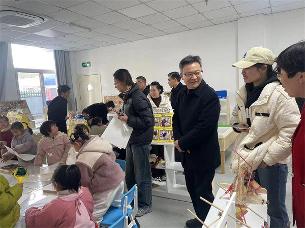 调研园所发展 共助幼儿前行——盱眙县临淮新寓幼儿园迎接县人大常委来园调研学前教育发展情况