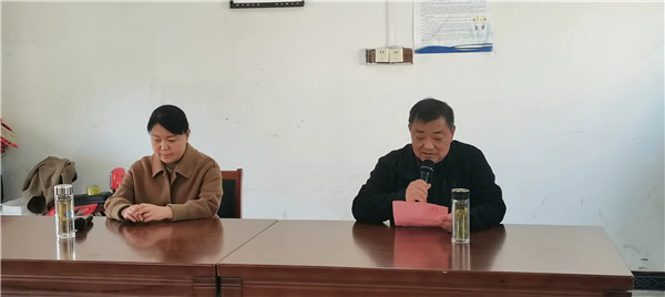 盱眙县老龄协会、穆店镇老龄协会、盱眙县爱心协会党支部联合开展“雷锋月”敬老爱老送健康活动