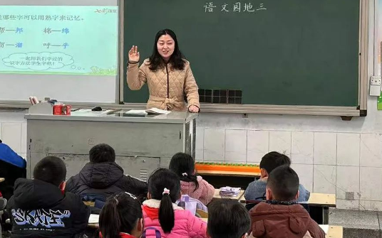   视导教学行不辍 聚焦课堂砥深耕