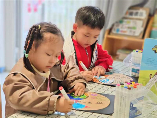 浸润童心，情忆清明——盱眙县爱民路幼儿园开展清明节主题教育活动