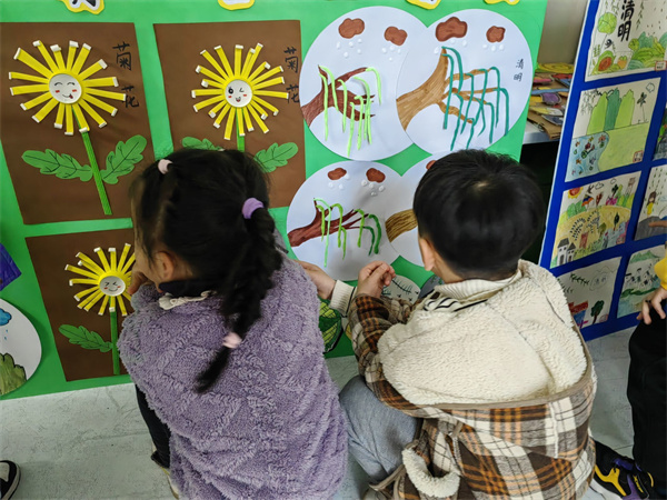 盱眙县城南中心幼儿园开展“清明节”主题活动