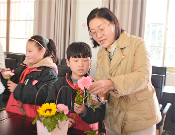 盱眙县维桥小学：党员“冬训+” 聚力赋能启新程