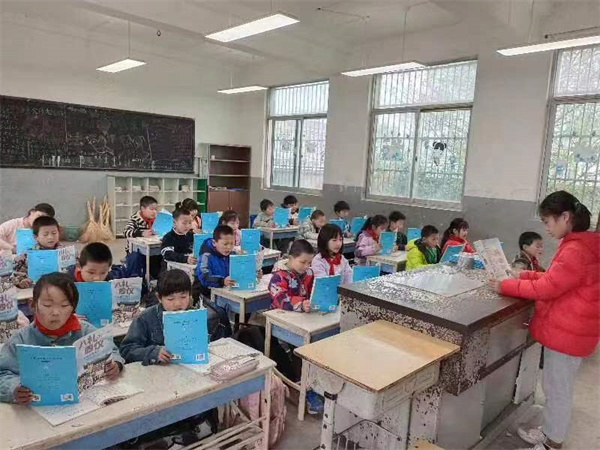  学雷锋做好事