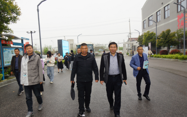 校际交流增友谊 互学互鉴共提升