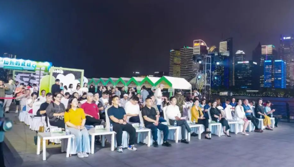 黄浦江边、外滩上，遇见夏天最有趣的仪征！