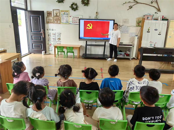 童心向党 喜迎七一——盱眙县仇集中心幼儿园迎“七一”主题系列活动