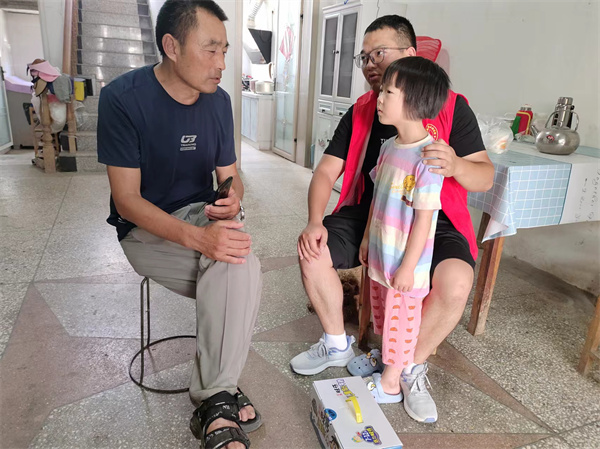 温情守护 安全同行——盱眙县河桥镇中心幼儿园暑期关爱留守儿童家访活动