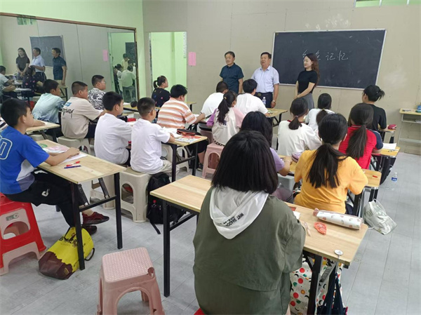 讲革命故事 传承红色基因