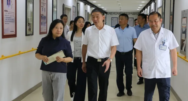 国家体育总局科教司来仪征新集考察体卫融合工作
